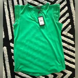 Adrianna Papell Green V-Neck Sleeveless Tank